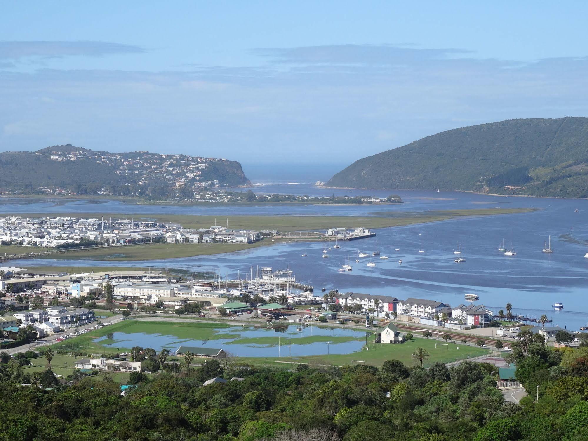 Knysnaviews Guest House Esterno foto